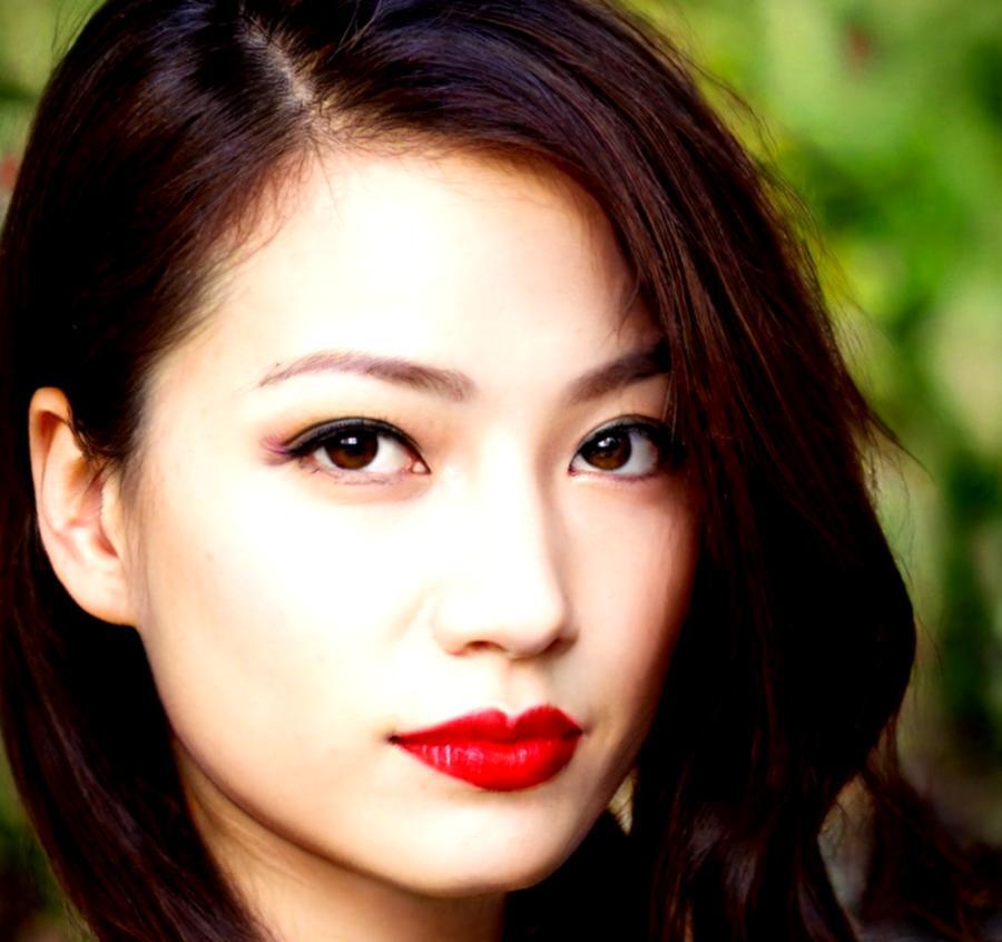 Sarah Chen, Investment Strategy Expert